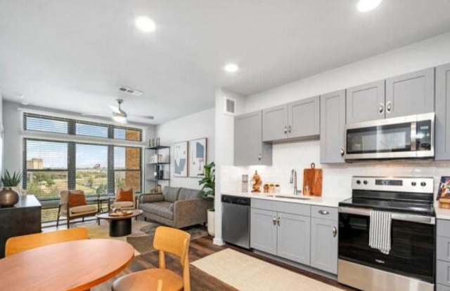 110 Labor St, #212 photos photos