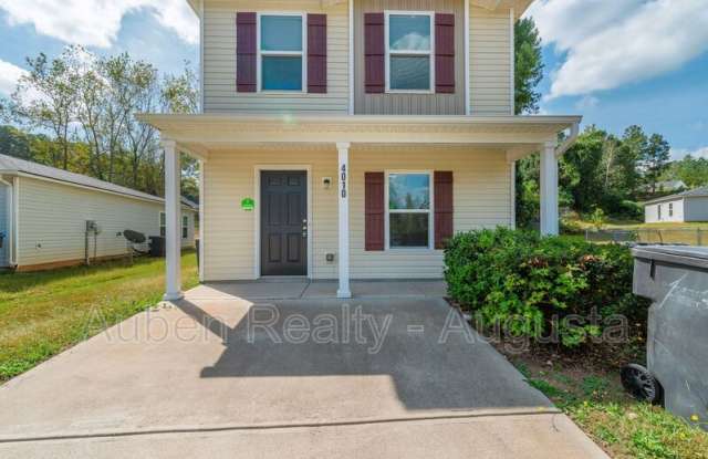 4010 Rambling Way Gallery 2