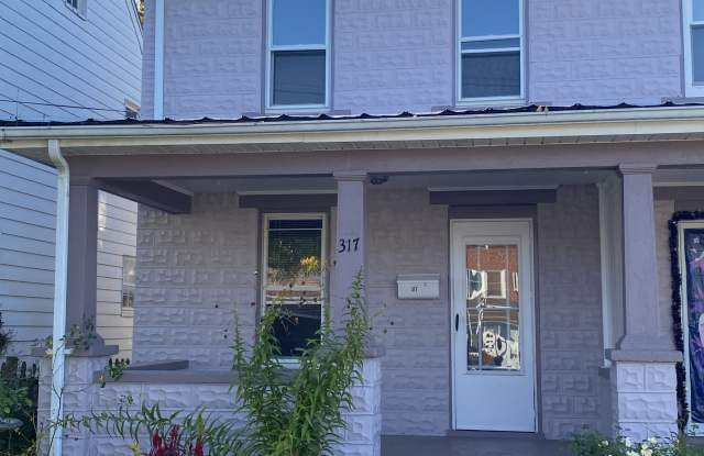 317 South Rosemont Avenue Gallery 2