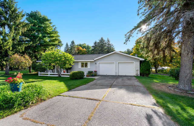 Beautifully Updated 3-Bedroom, 2-Bath Ranch with Grand Traverse Bay Views Gallery 1