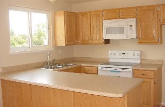 3464 S Laredo Court - 3464 South Laredo Court, Aurora, CO 80013