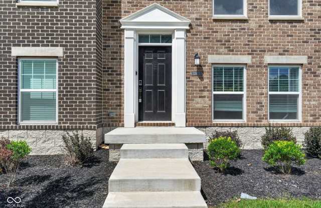 13823 Gatsby Drive Gallery 3