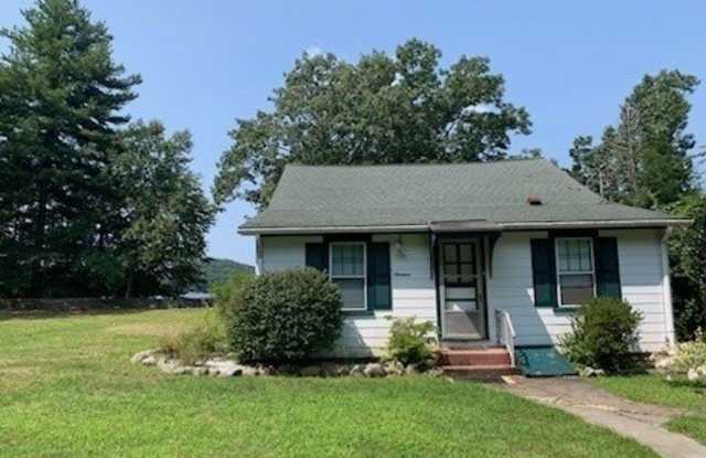 19 Hickory Street photos photos
