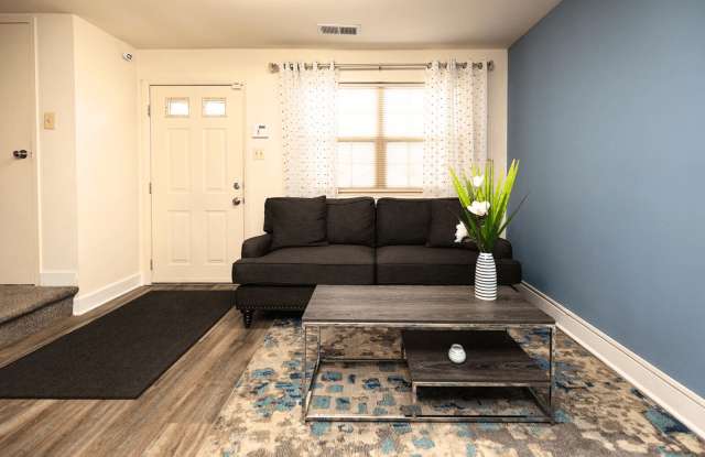 Kingston Townhomes Gallery 4
