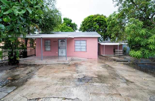1878 NW 112th Ter photos photos