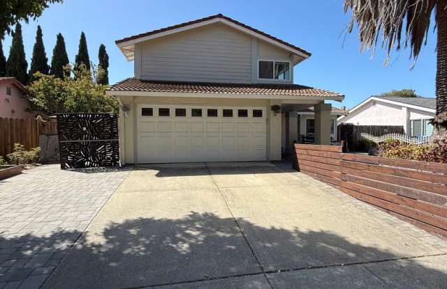 COMING SOON! |$4,300 / Stunning 4BR/2.5 BA Family Home in North Fremont! photos photos