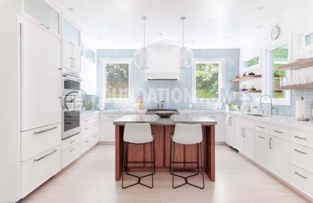 Modern Home built for Outdoor Living - Solar - Large Yard - FOUNDATION - 134 Yale Avenue, Tamalpais-Homestead Valley, CA 94941