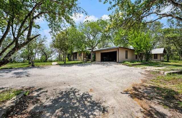 932 TOEPPERWEIN RD Gallery 4