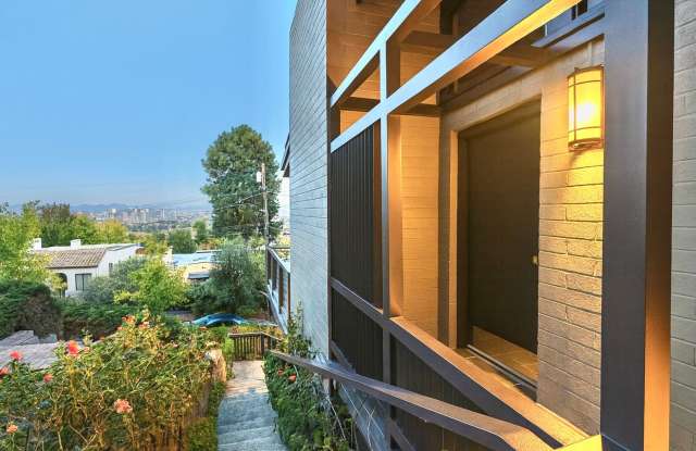 Elegant Piedmont Retreat with Expansive Bay Views photos photos