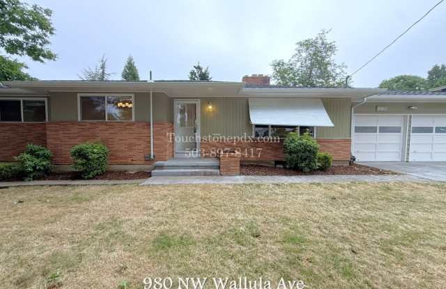 Spacious 4-Bedroom Home in Gresham w/ Large Yard & 2-Car Garage photos photos Spacious 4-Bedroom Home in Gresham w/ Large Yard & 2-Car Garage photos photos