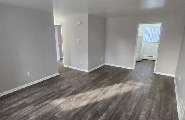 The Village Green Apartments photos photos