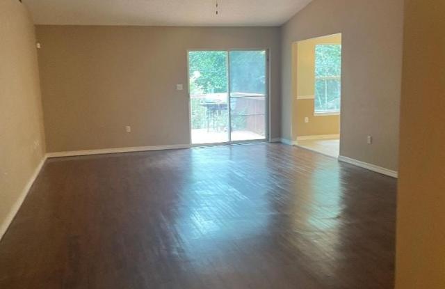 4717 Whitewater Lane Gallery 2