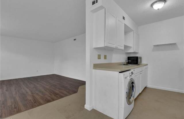 4617 Bayshore Dr Gallery 2