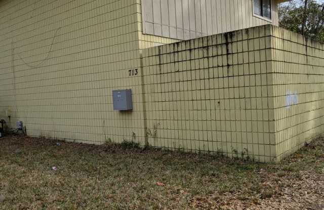 Cedar Ridge 713A - 713 Southwest 69th Street, Alachua County, FL 32607 Cedar Ridge 713A - 713 Southwest 69th Street, Alachua County, FL 32607