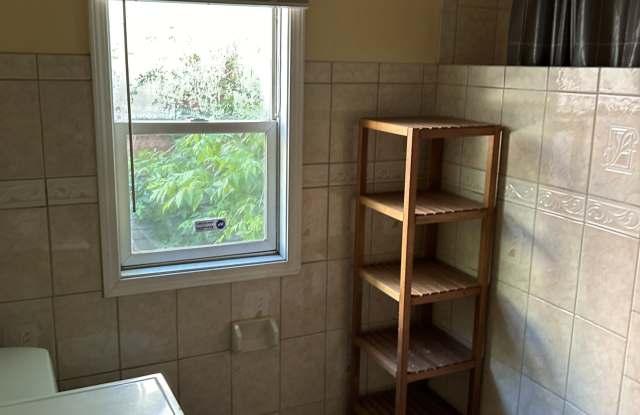 175 Lisbon Avenue photos photos