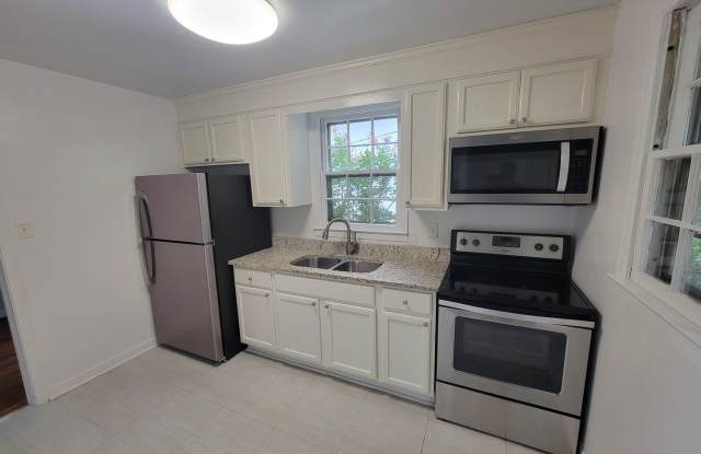 3 Bedroom 1 Bathroom House Gallery 3