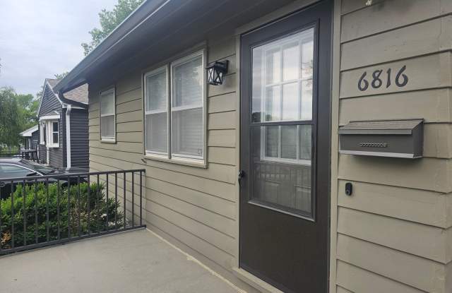 Spacious and Renovated 3 Bedroom Home photos photos