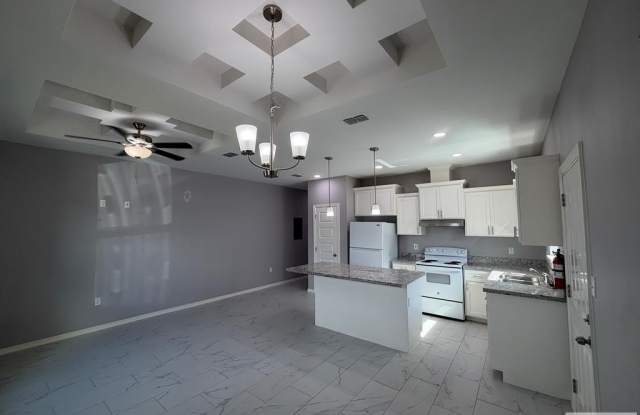 821 W MATZ AVE. photos photos