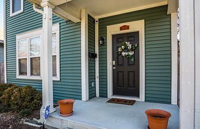 3149 North Kenwood Avenue - 3149 North Kenwood Avenue, Indianapolis, IN 46208