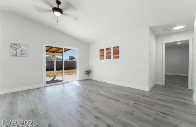 4452 Peterson Drive Gallery 4