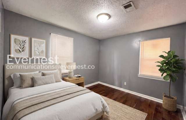 284 East Holmes Road Gallery 4