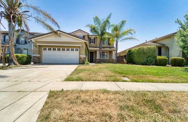 Spacious 4-Bedroom Home with Den – North Yuba City photos photos