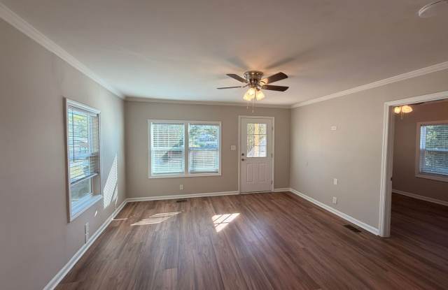 3-bedroom 1 bath House Gallery 3