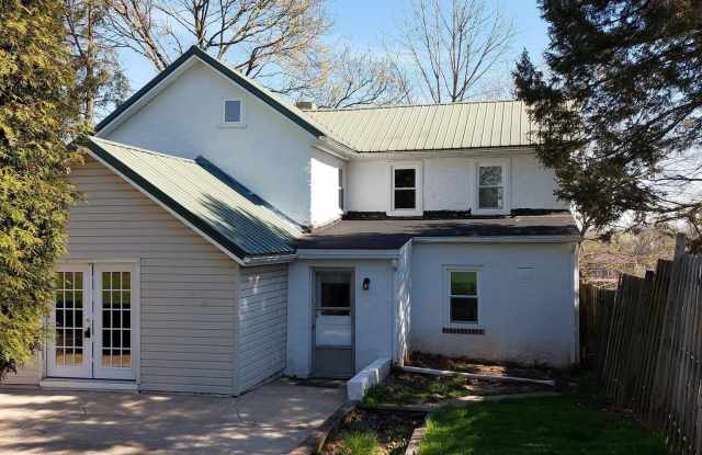161 MENNONITE ROAD S photos photos