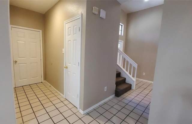 3212 Plumstead Drive Gallery 3