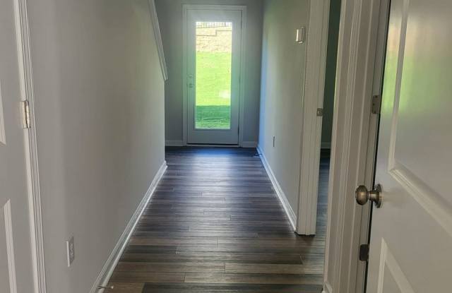 Room in 4 Bedroom Townhome at Castle Loch Ln photos photos