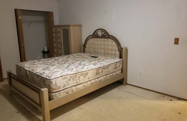 6411 72nd Drive Northeast photos photos