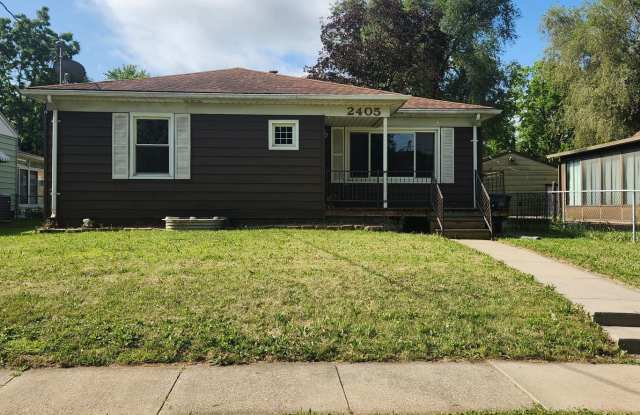 Beautiful 4 Bedroom, 2 Bathroom Home with garage, shed, deck, and fenced yard! Gallery 1