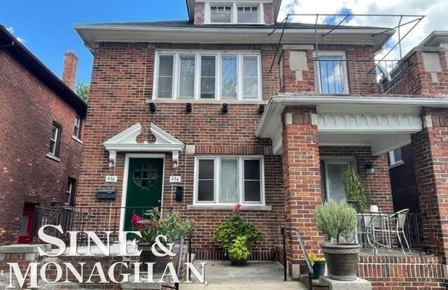 936 Nottingham - 936 Nottingham Rd, Grosse Pointe Park, MI 48230
