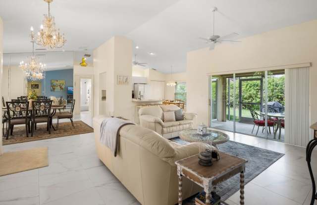 Cute and Cozy Furnished Family home on the Island..Available NOW. Reduced to $3,500/mo Gallery 3