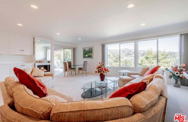 17339 TRAMONTO Drive - 17339 Tramonto Drive, Los Angeles, CA 90272
