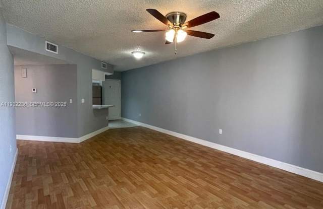 8215 Lake Dr photos photos