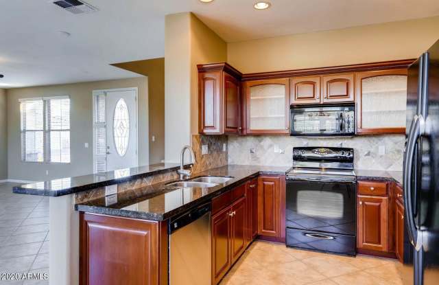 2241 N 135TH Drive Gallery 4