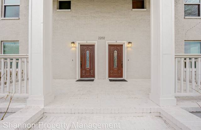 2202 Wentworth Street Unit B Gallery 3