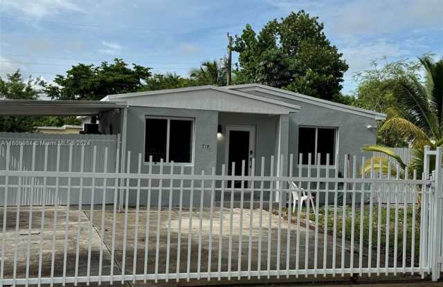 110 NW 120 Ter # 0 photos photos