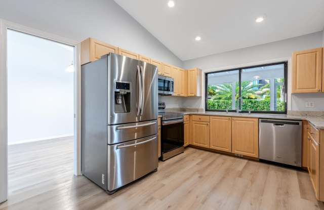 12805 Newton Place, Wellington, FL 33414 - 12805 Newton Place, Wellington, FL 33414 12805 Newton Place, Wellington, FL 33414 - 12805 Newton Place, Wellington, FL 33414