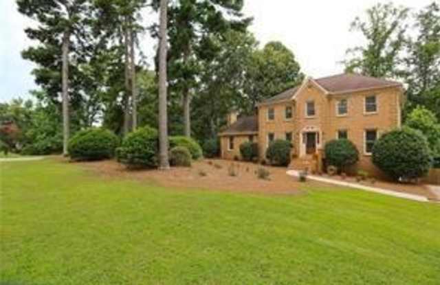 4972 Vermack Road NE - 4972 Vermack Road, Dunwoody, GA 30338
