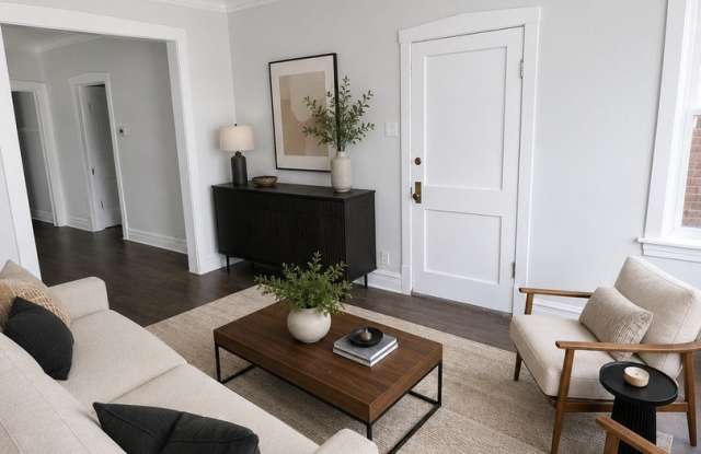 1622 S 48th Court Gallery 3
