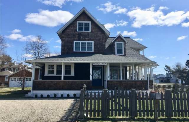 33 Ridgewood Avenue - 33 Ridgewood Avenue, New Haven County, CT 06443 33 Ridgewood Avenue - 33 Ridgewood Avenue, New Haven County, CT 06443