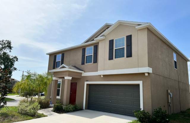 Spacious 4BR House in Riverview photos photos