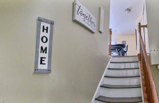 1353 Coldspring Road Gallery 2