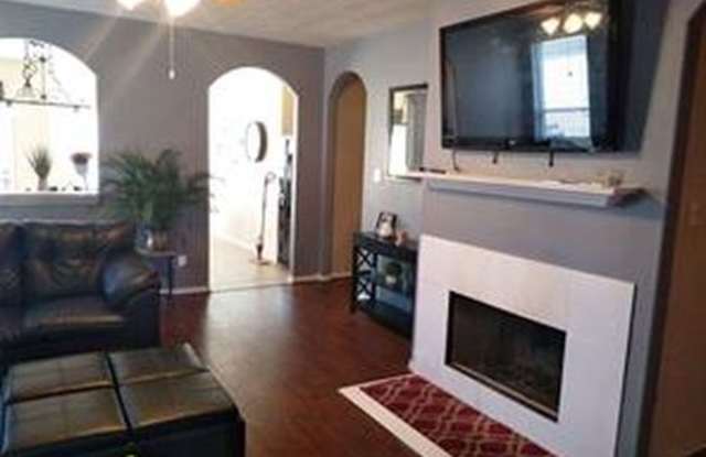 23515 Goldking Cross Court Gallery 2