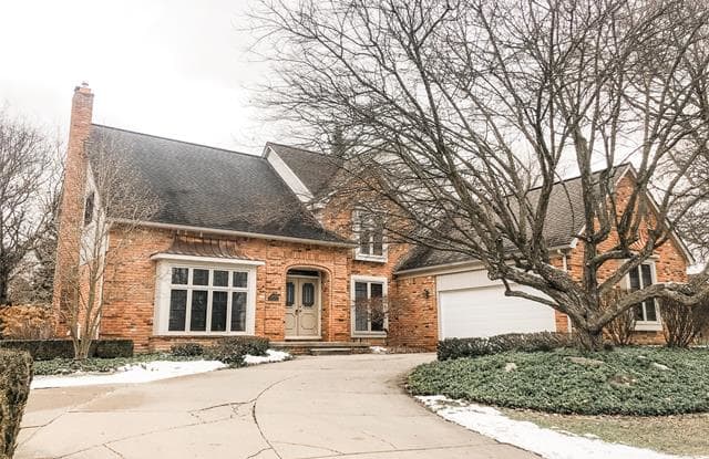 2451 EVERGREEN Court - 2451 Evergreen Court, Rochester Hills, MI 48309