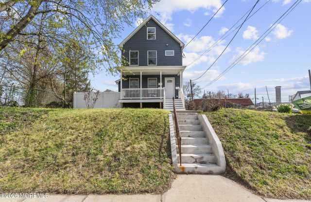 816 King George Road photos photos