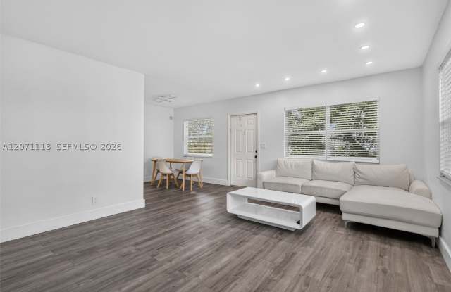 2100 Diana Dr Gallery 3