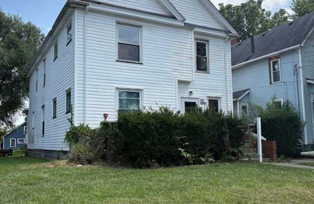 430 Hazlett Ave NW photos photos